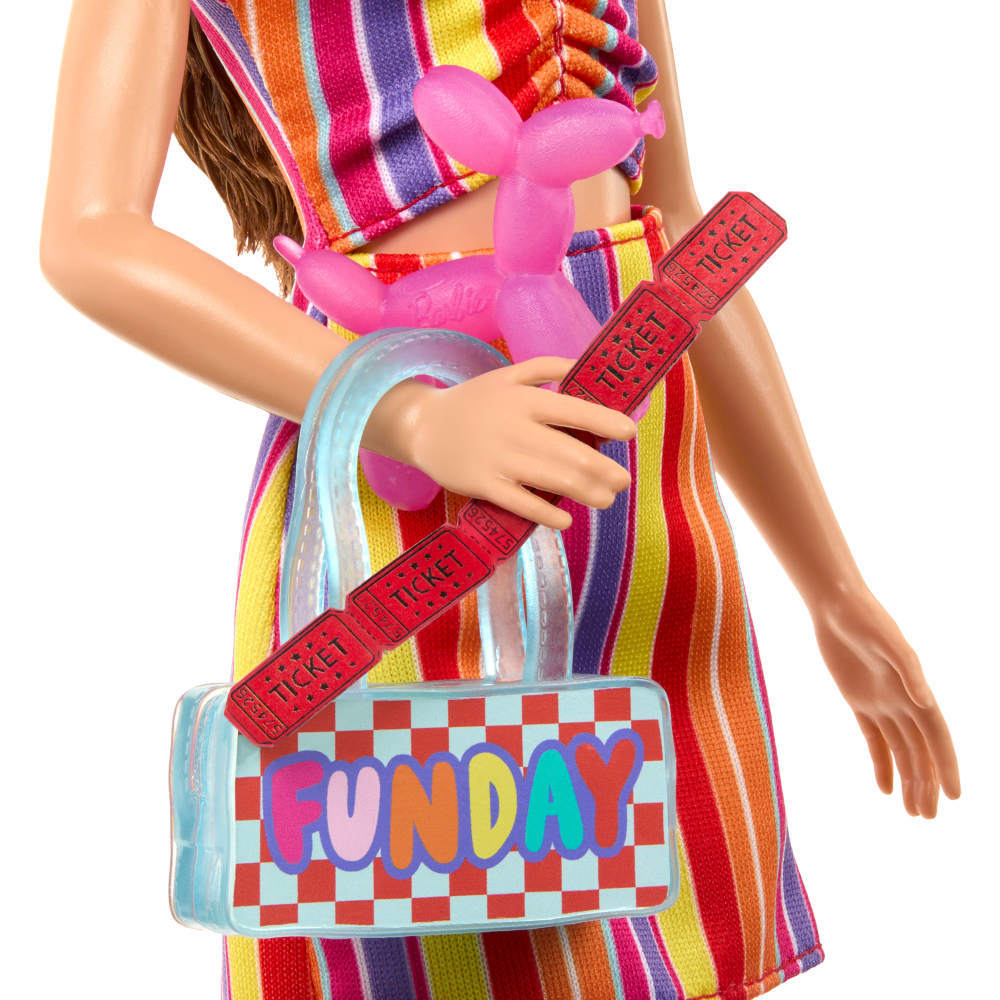 Boneca Articulada - Barbie - Carnaval Com Acessórios - Mattel